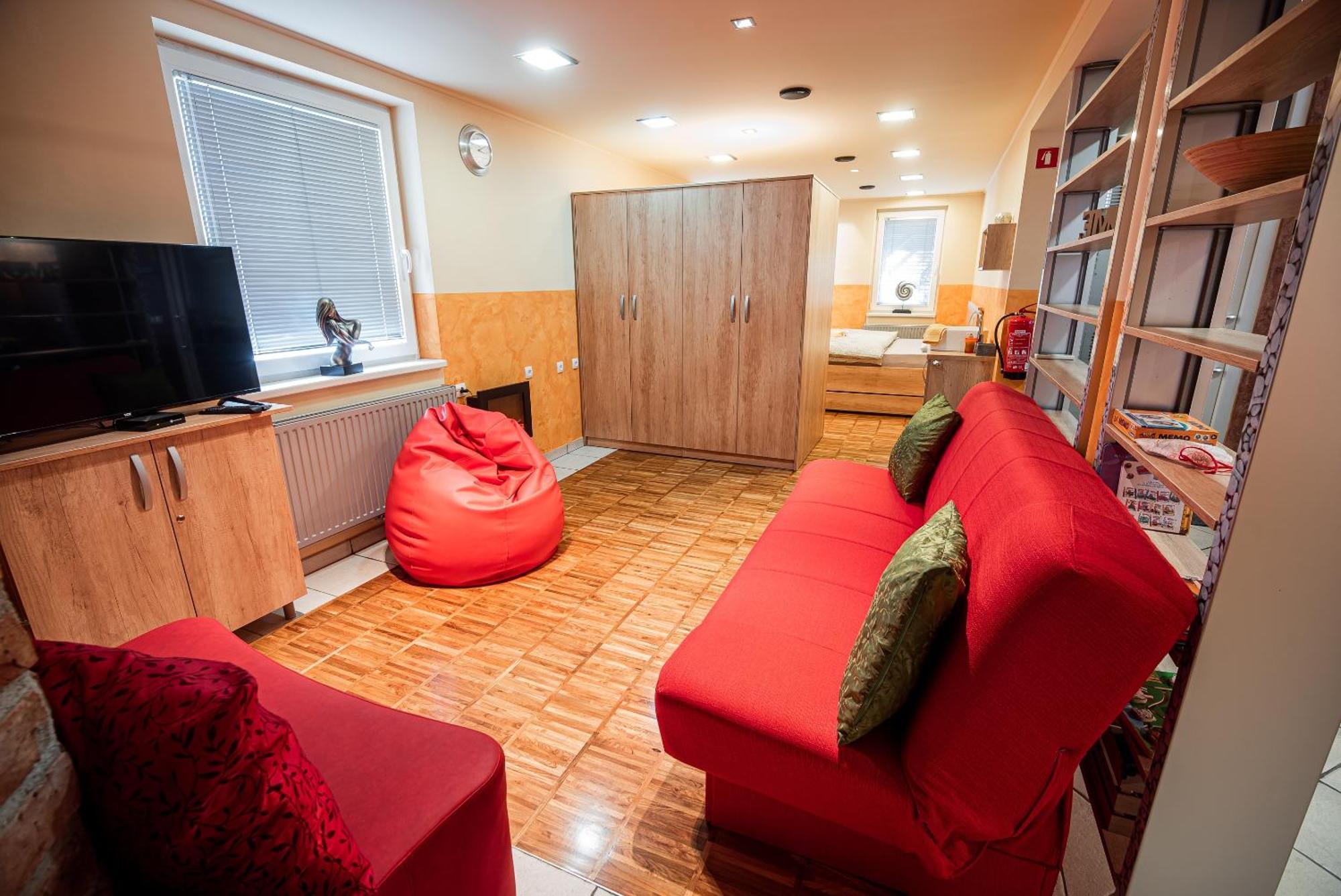 Lux Living Apartments Budič Brežice Chambre photo