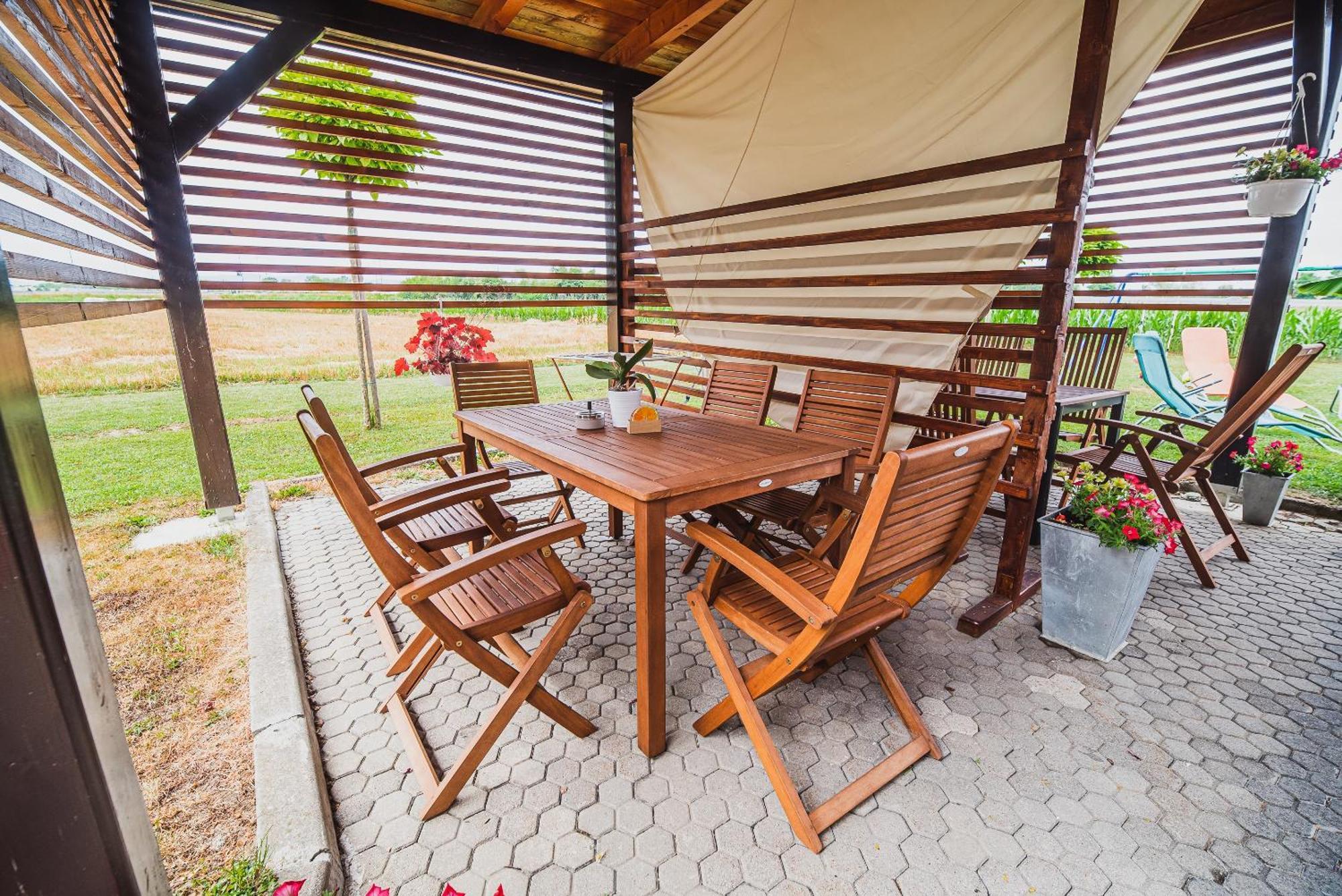Lux Living Apartments Budič Brežice Chambre photo